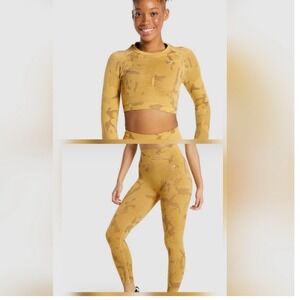 Gymshark Women's Yellow Camo Seamless Long Sleeve Crop Top Leggings Set Size S